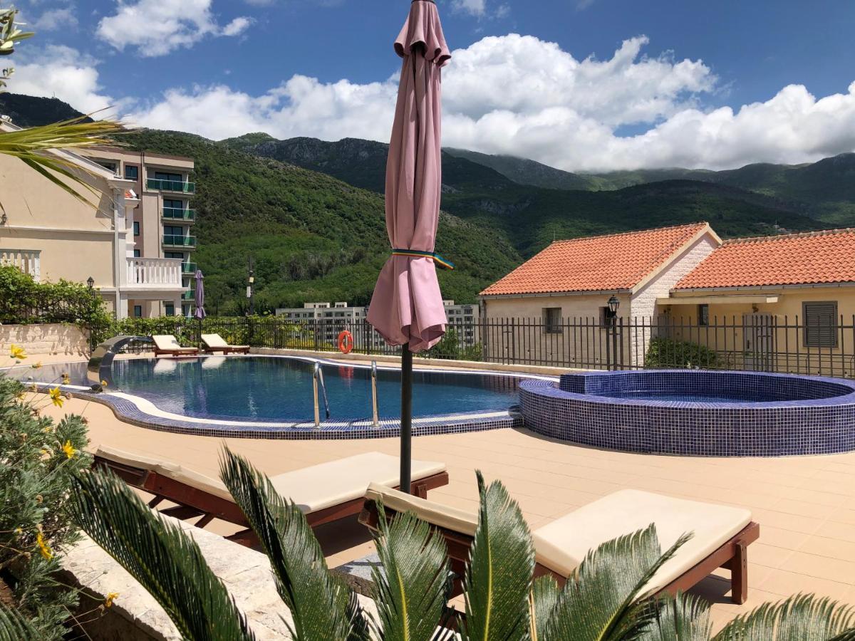 Sea View Two Bedroom Family Apartment With Pool - Sunset Ivanovici Bečići Ngoại thất bức ảnh